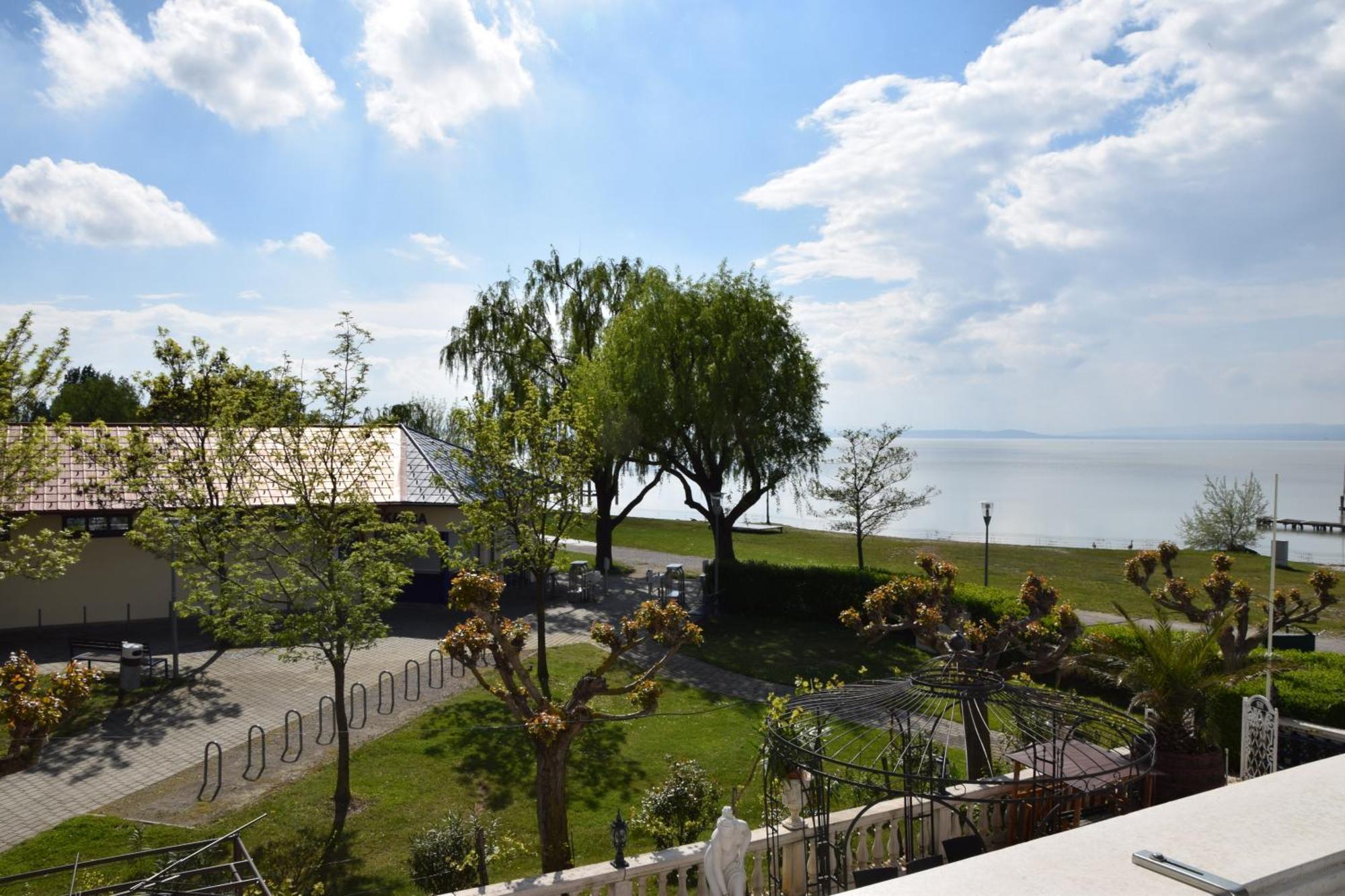 Seehotel Herlinde Podersdorf am See Εξωτερικό φωτογραφία